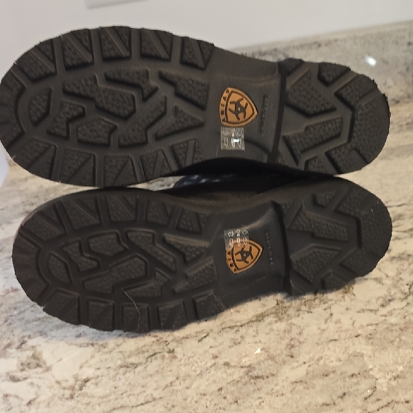 New In Box Ariat Fatbaby Black Leather Boots with Blue Stitching - Picture 7 of 12